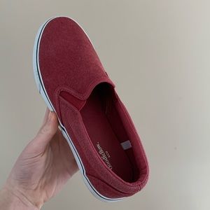 mint condition men’s size 8 sneakers!